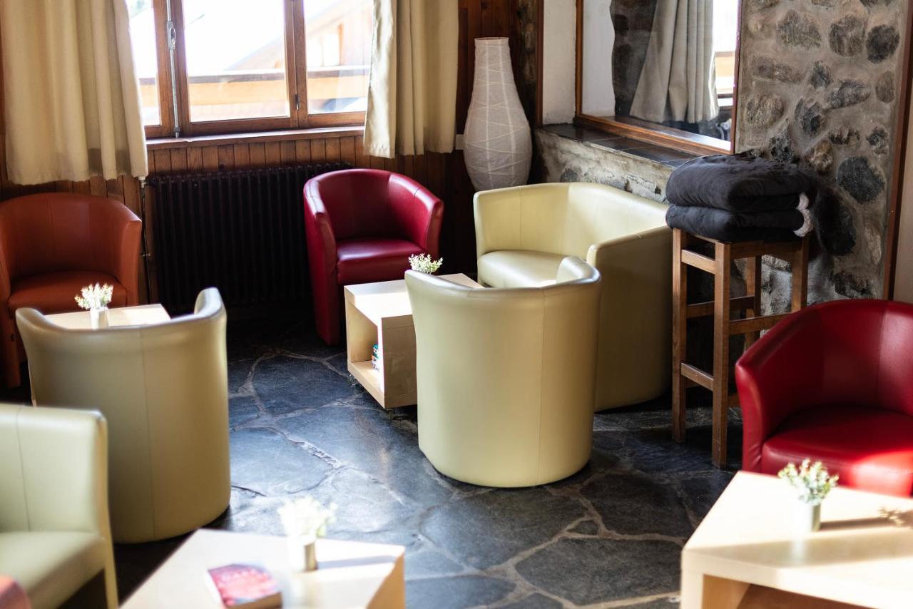 Hotel Le Genepi Méribel Exteriör bild